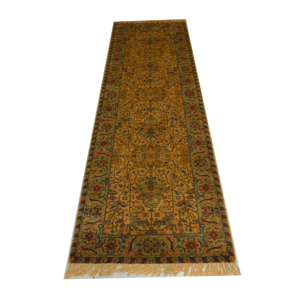Ornate Machine-Made Heriz-Style Carpet Runner