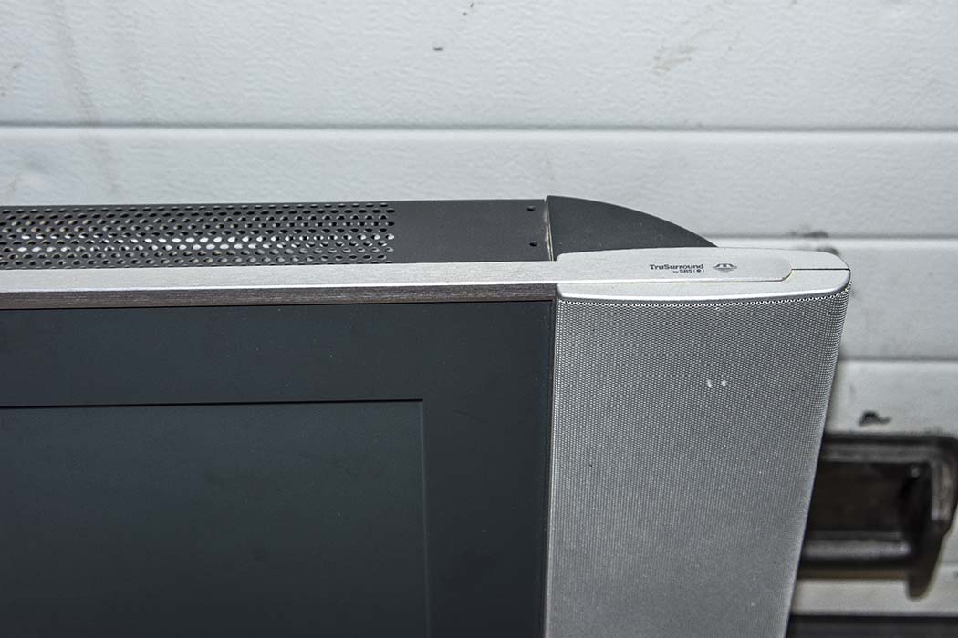 Sony Wega Television With Mount