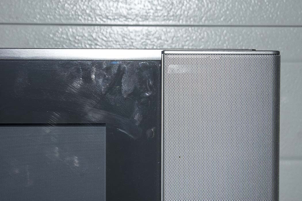 Sony Wega Television With Mount