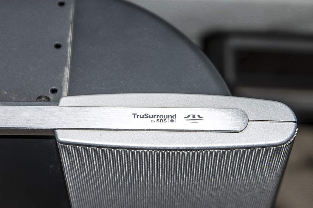 Sony Wega Television With Mount