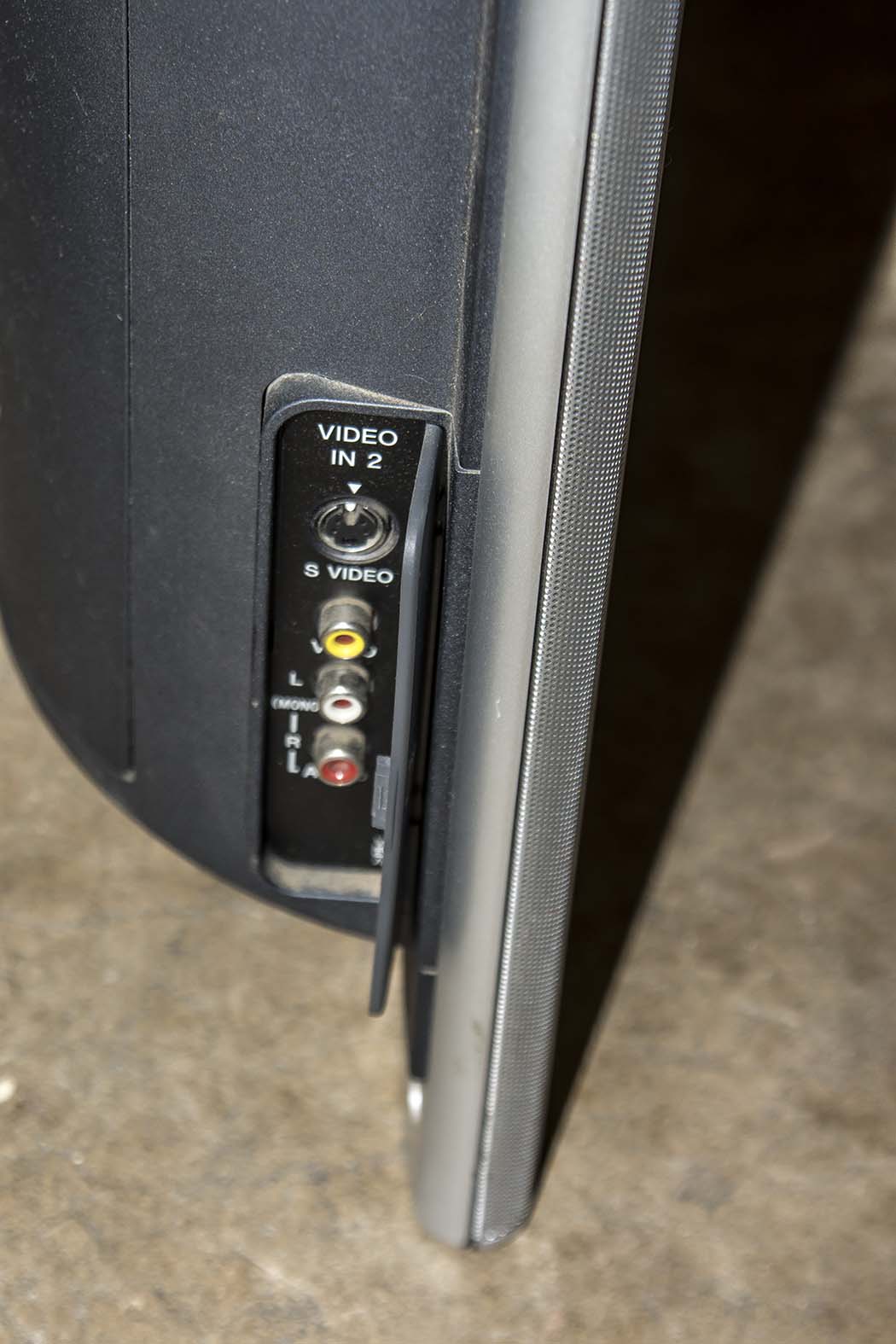 Sony Wega Television With Mount