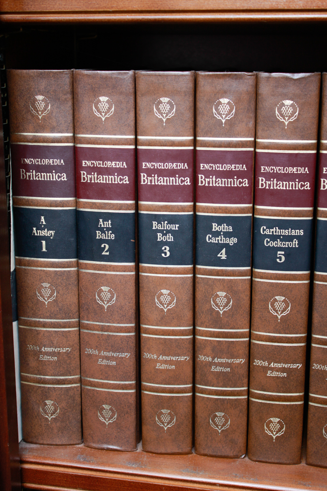 "Encyclopedia Britannica" 200th Anniversary Edition