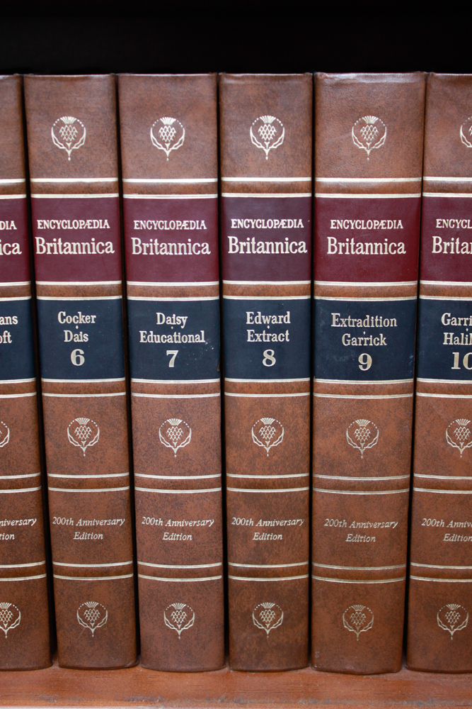 "Encyclopedia Britannica" 200th Anniversary Edition