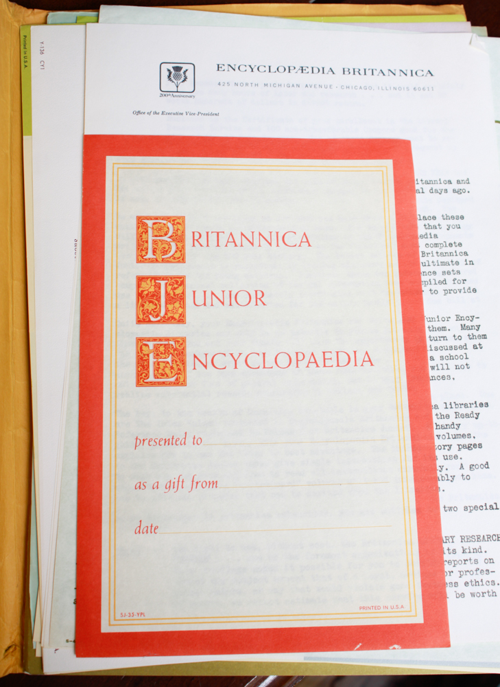 "Encyclopedia Britannica" 200th Anniversary Edition