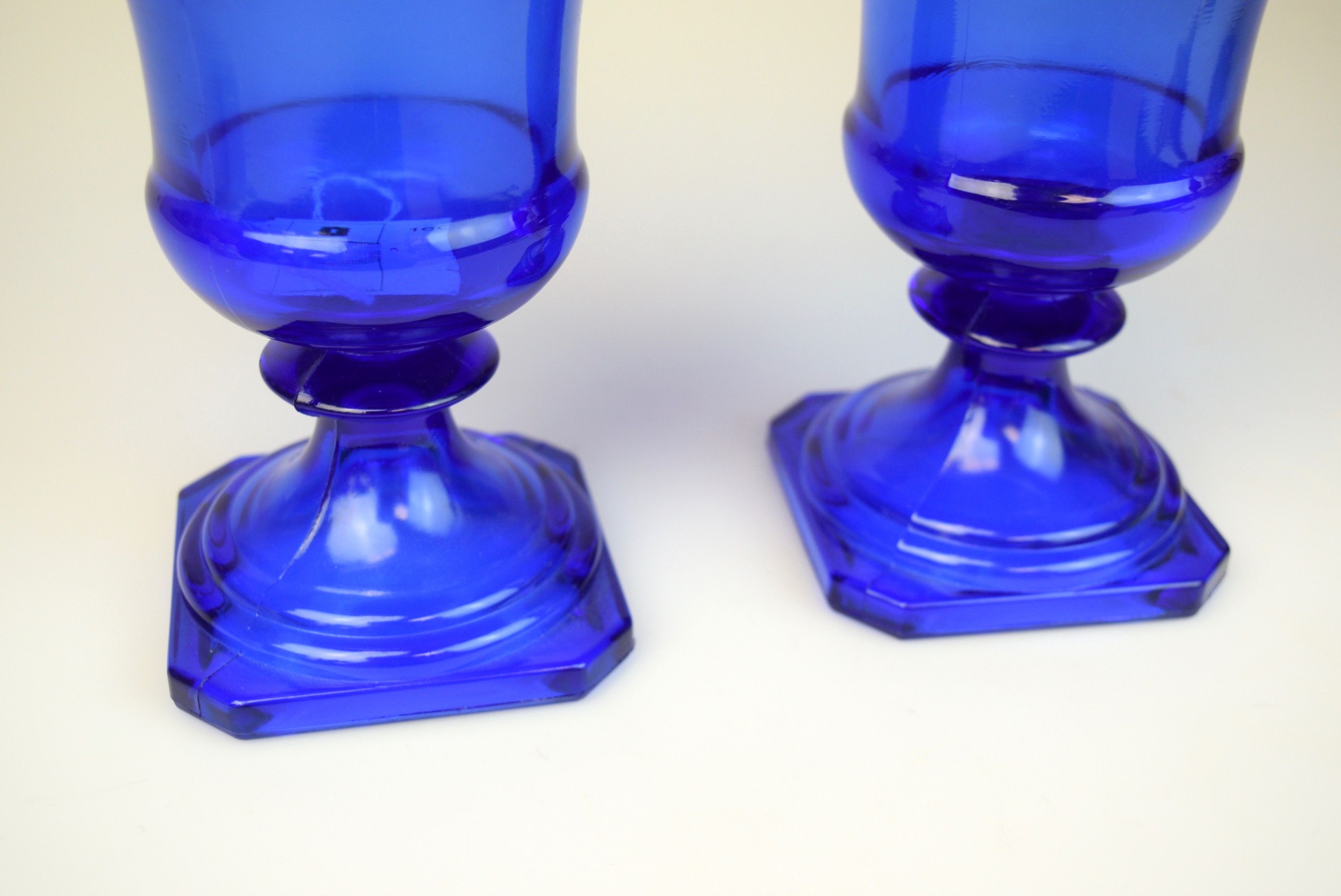 L.E. Smith Cobalt Blue Depression Glass Urns