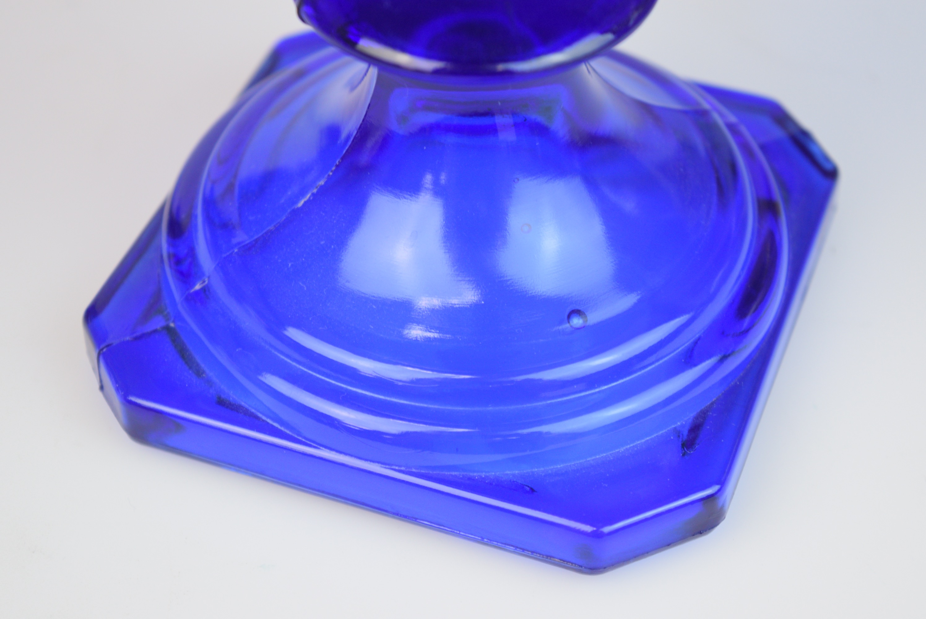 L.E. Smith Cobalt Blue Depression Glass Urns
