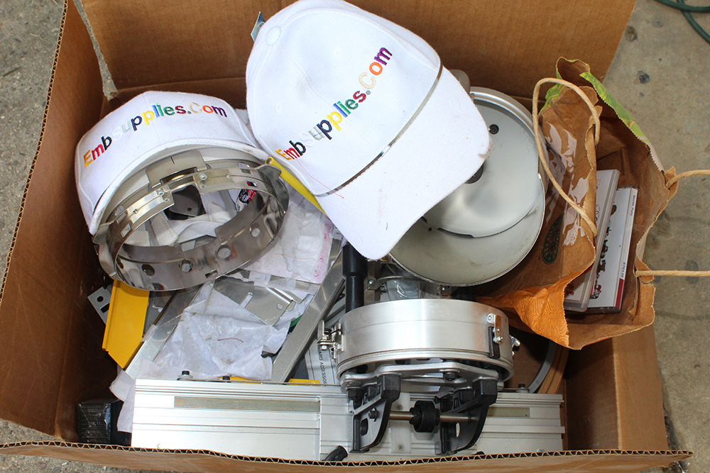 Toyota Expert ESP9100 Net Embroidery Machine with Cart and Attachments