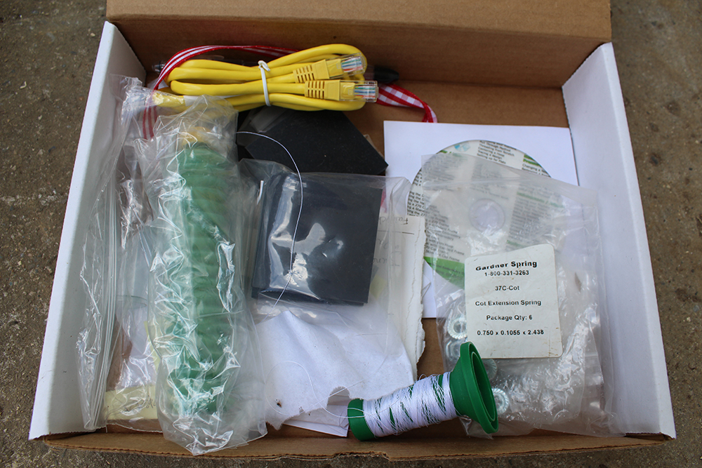 Toyota Expert ESP9100 Net Embroidery Machine with Cart and Attachments