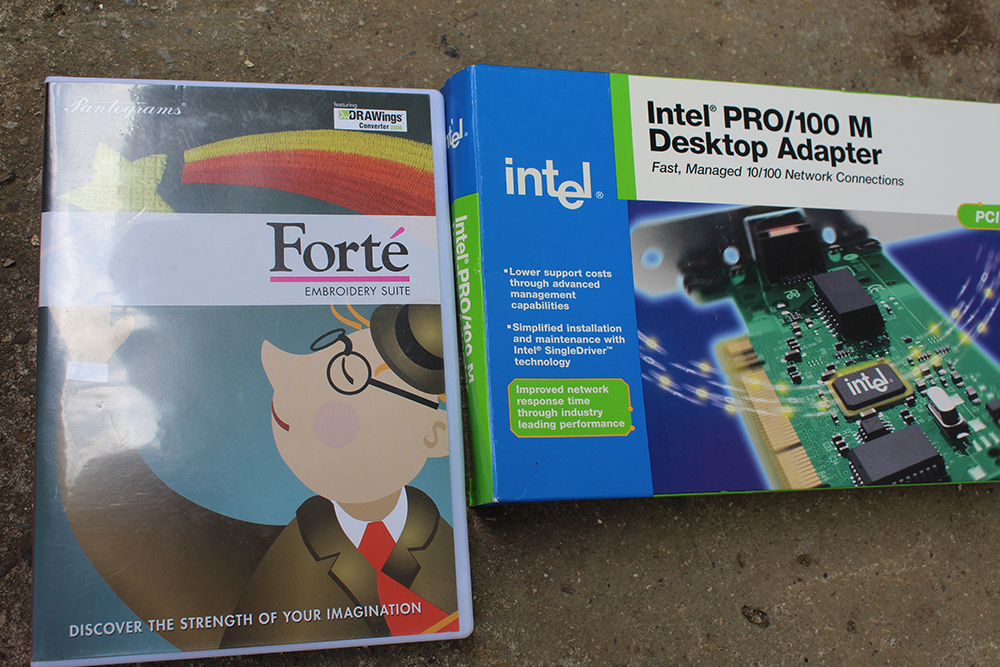 Toyota Expert ESP9100 Net Embroidery Machine with Cart and Attachments