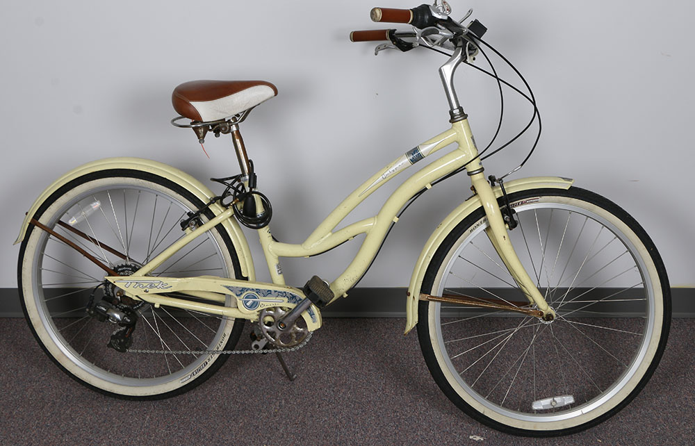 Trek Calypso Beach Cruiser Bicycle in Pale Yellow