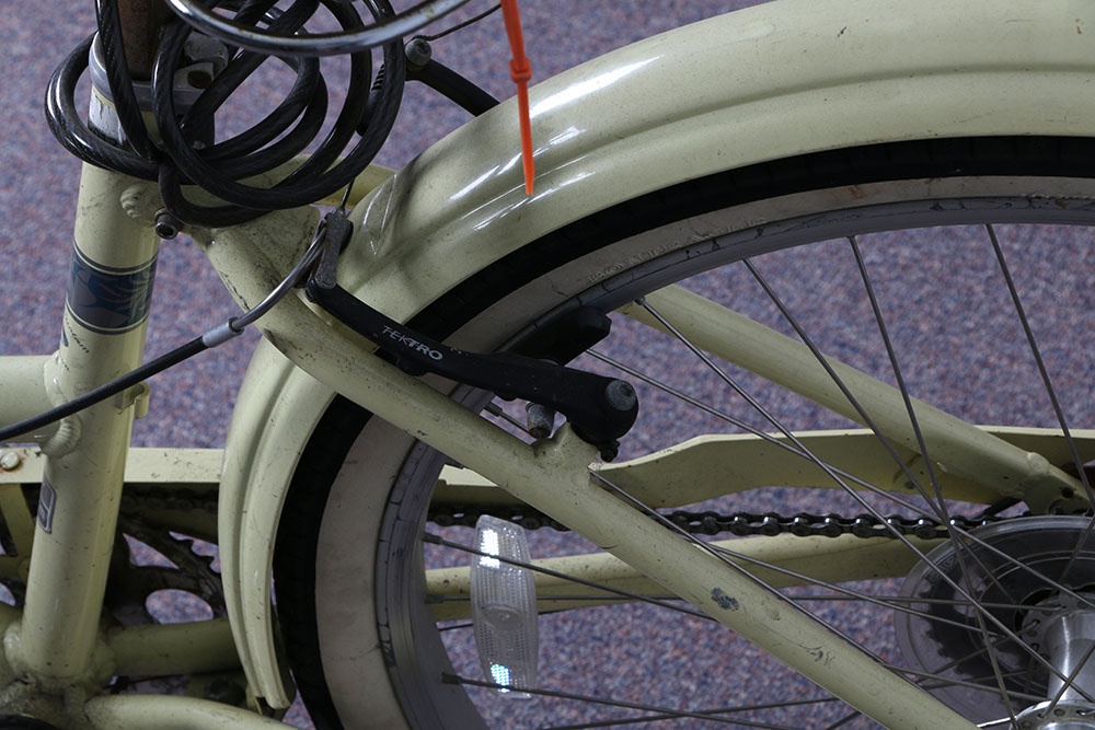 Trek Calypso Beach Cruiser Bicycle in Pale Yellow