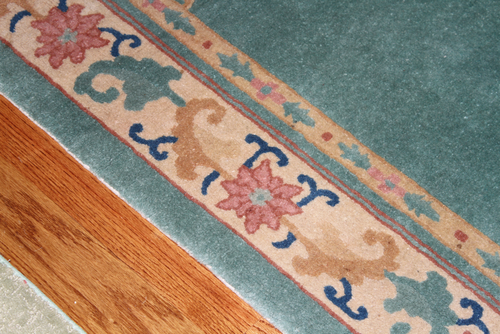 Teal Oval Rug with Fan Motif