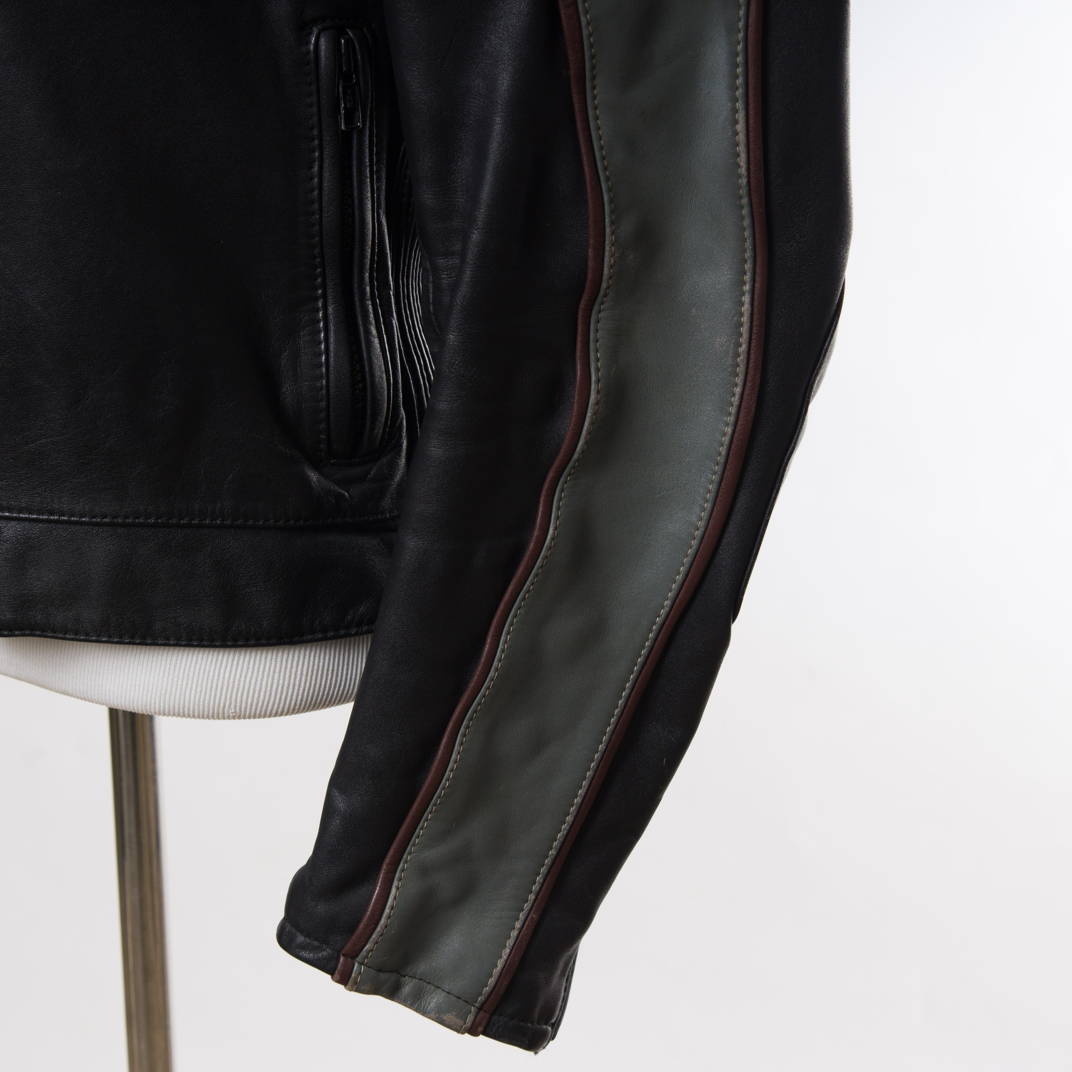 Men's Tour Lion by Rex Marsee Leather Jacket, Size Large