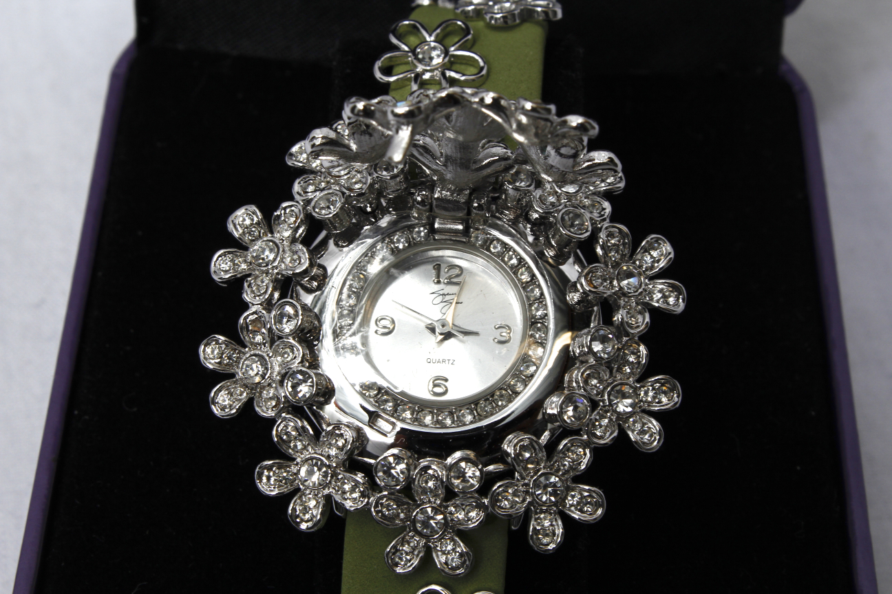 Five Women's Fashion Watches - Suzanne Somers Collection