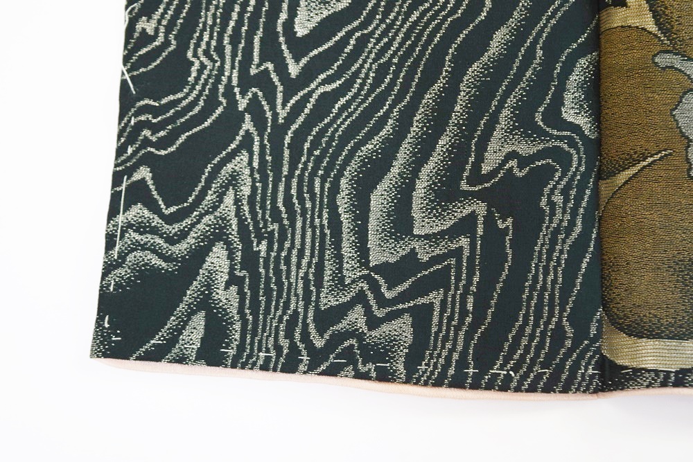 Showa Period Urushi Metalic Faux Bois Kimono