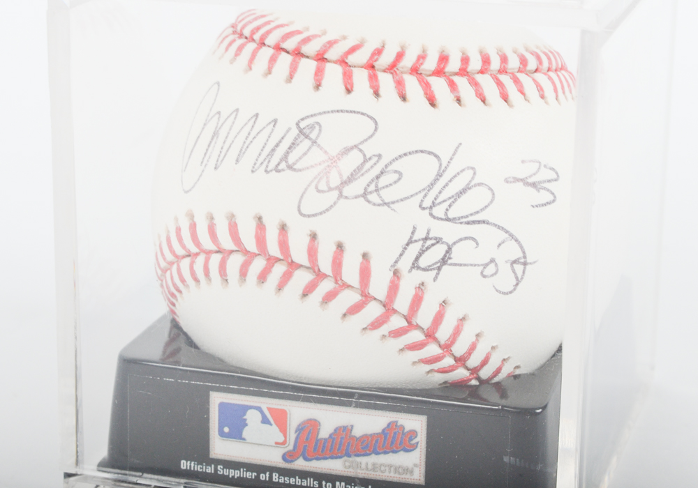 Ryne Sandberg Signed Baseball