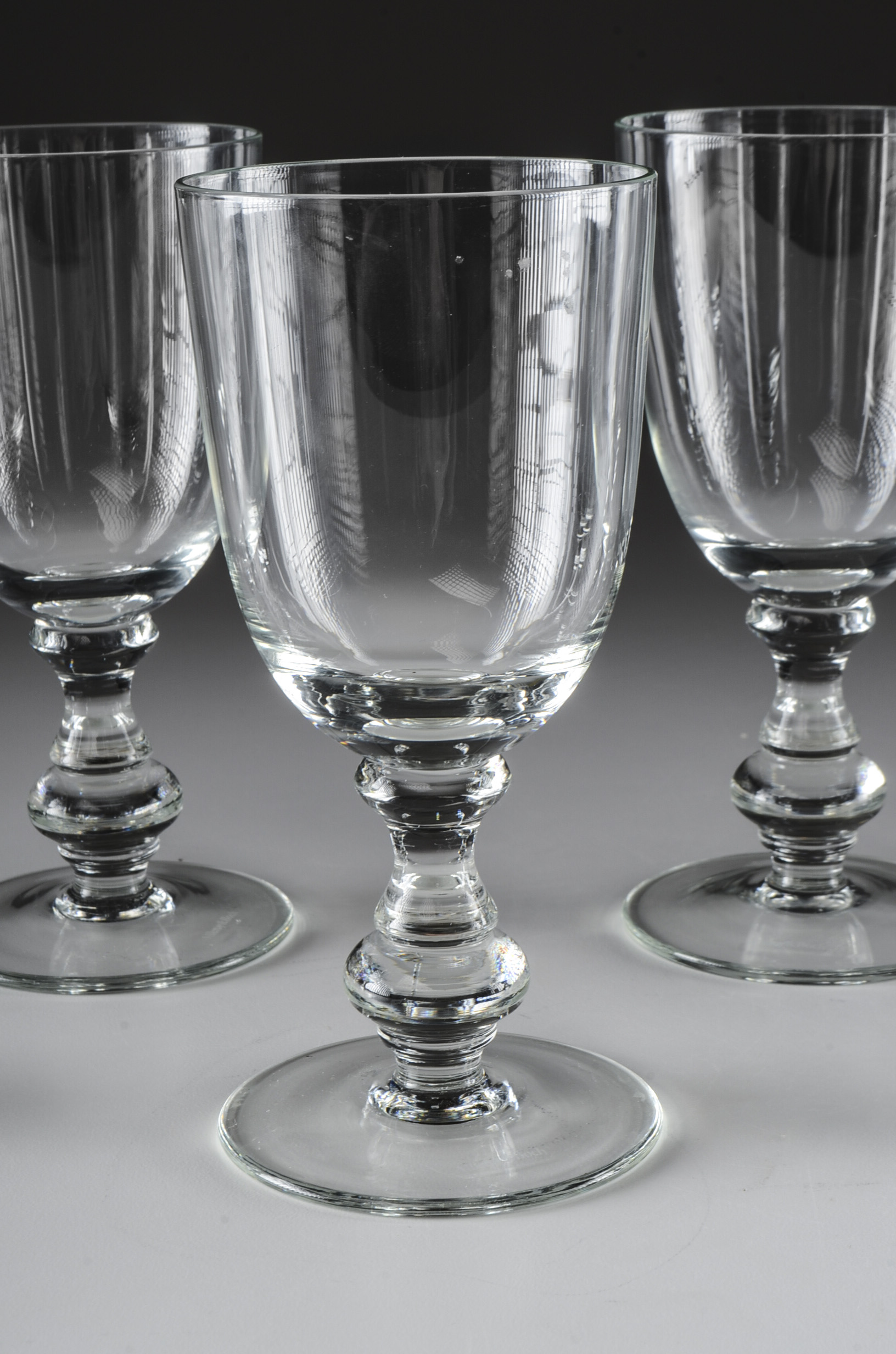 Seven Villeroy & Boch Glass "Isabelle" Claret Wine Goblets