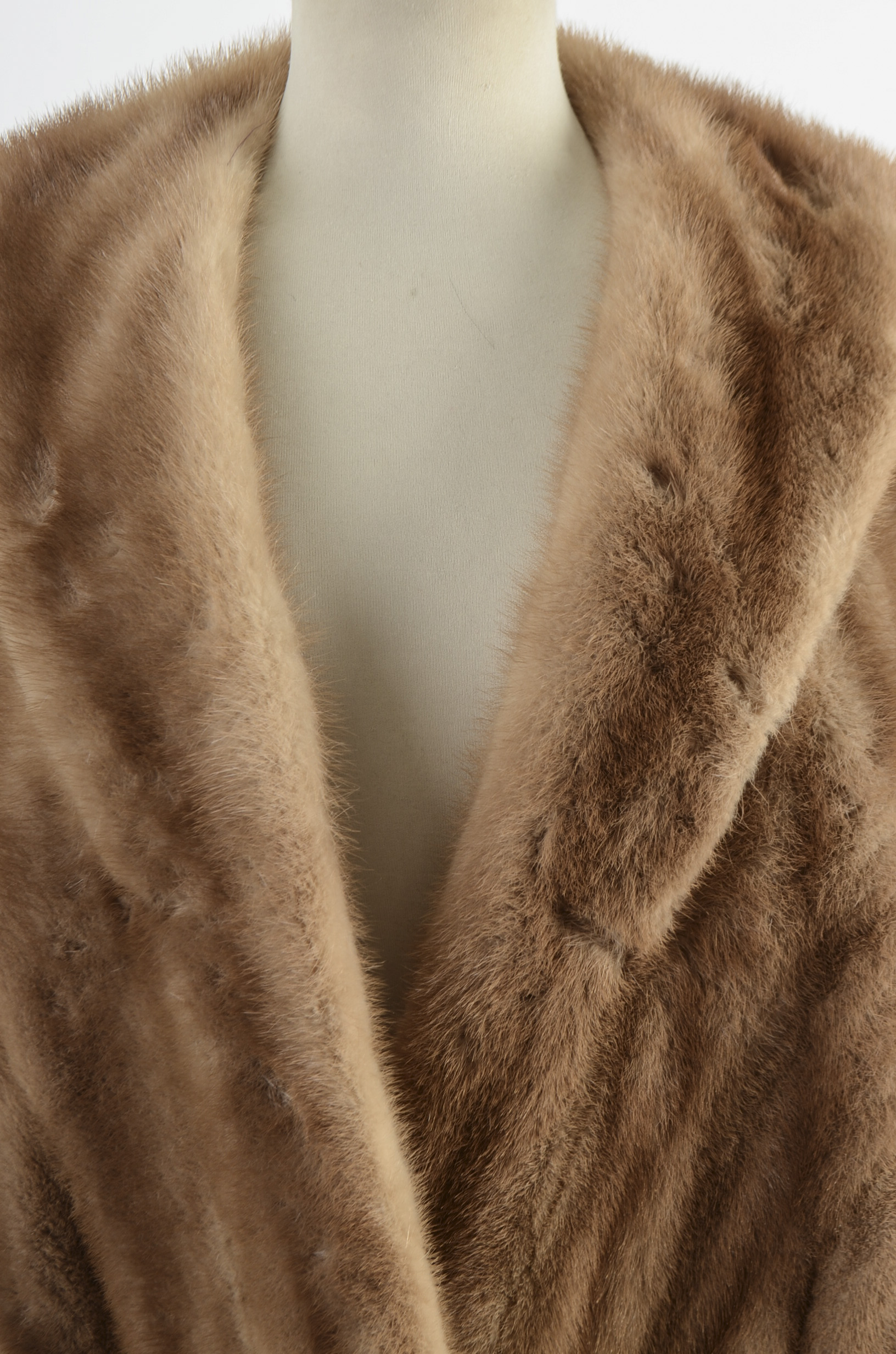 1950s Vintage Shillito's Pastel Mink Fur Stole