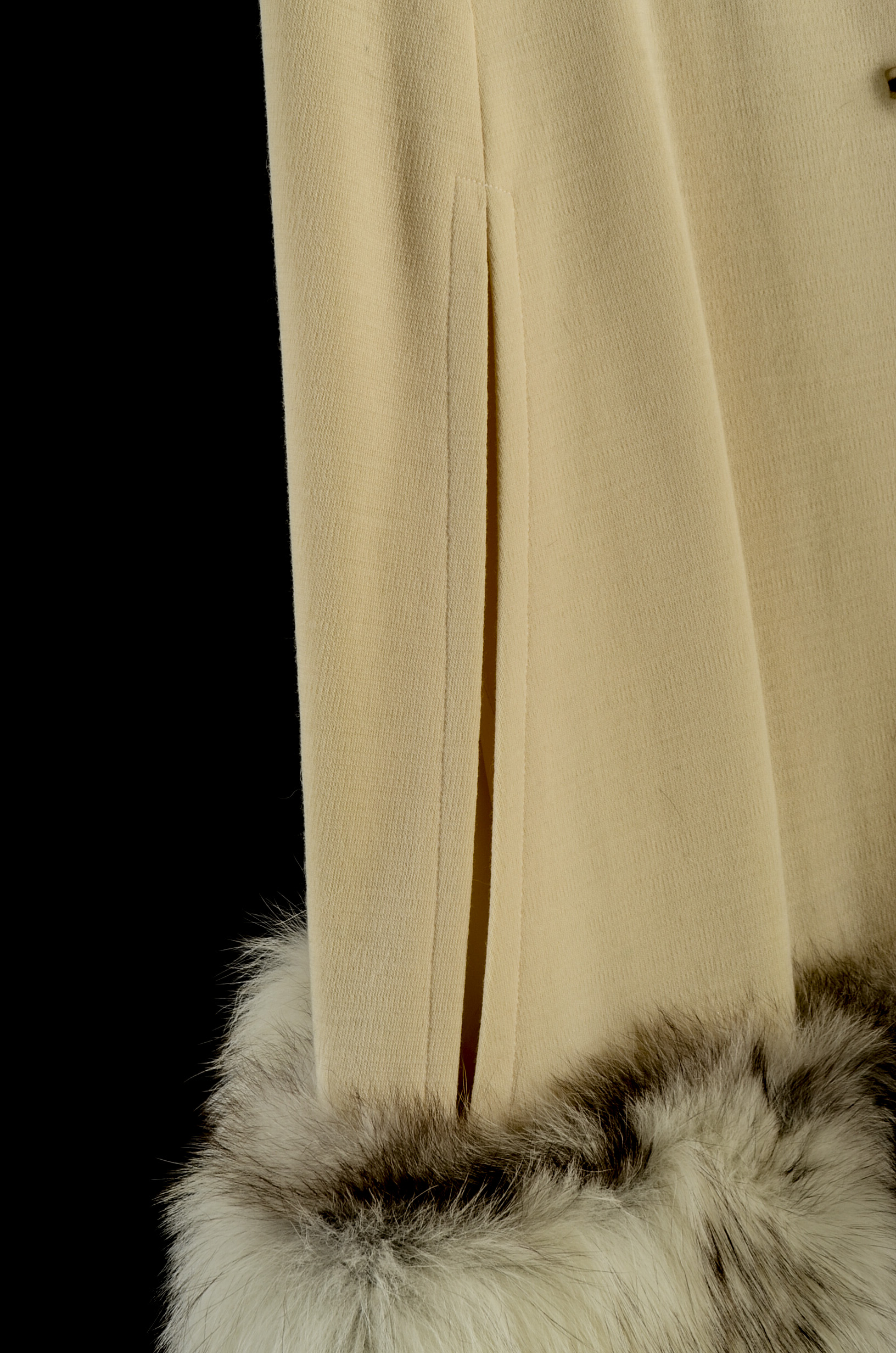 1960s Vintage Lilli Ann Knit Three Piece Ensemble with Blue Fox Trim