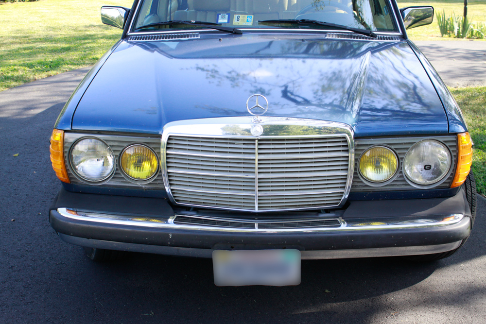 1982 Mercedes-Benz 300D Turbo Diesel Sedan