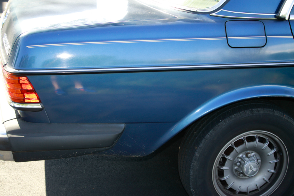 1982 Mercedes-Benz 300D Turbo Diesel Sedan