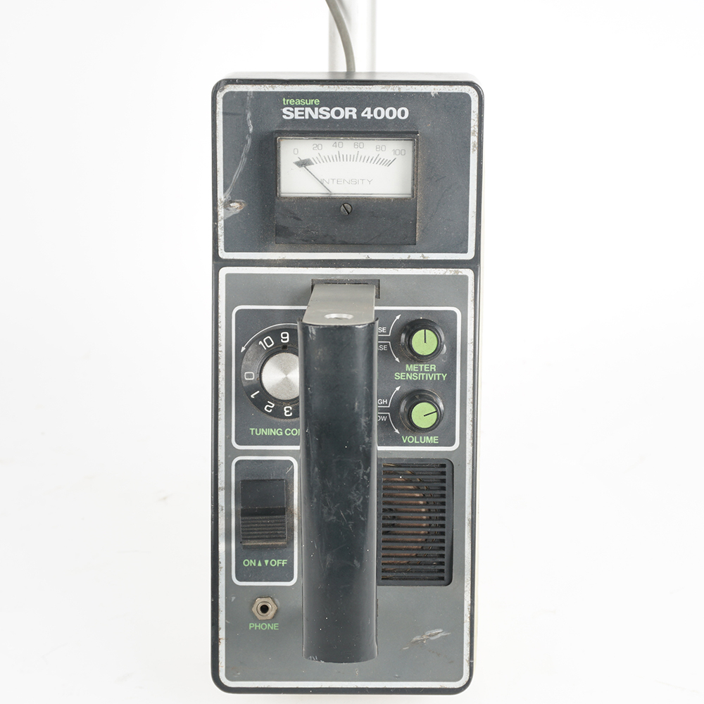 Treasure Sensor 4000 Metal Detector