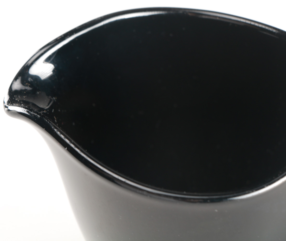 Black Art Deco Style Dinnerware