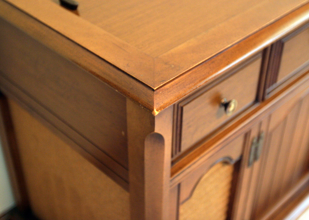 Magnavox Stereo Console