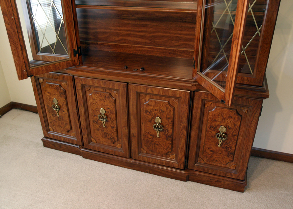 Broyhill China Cabinet