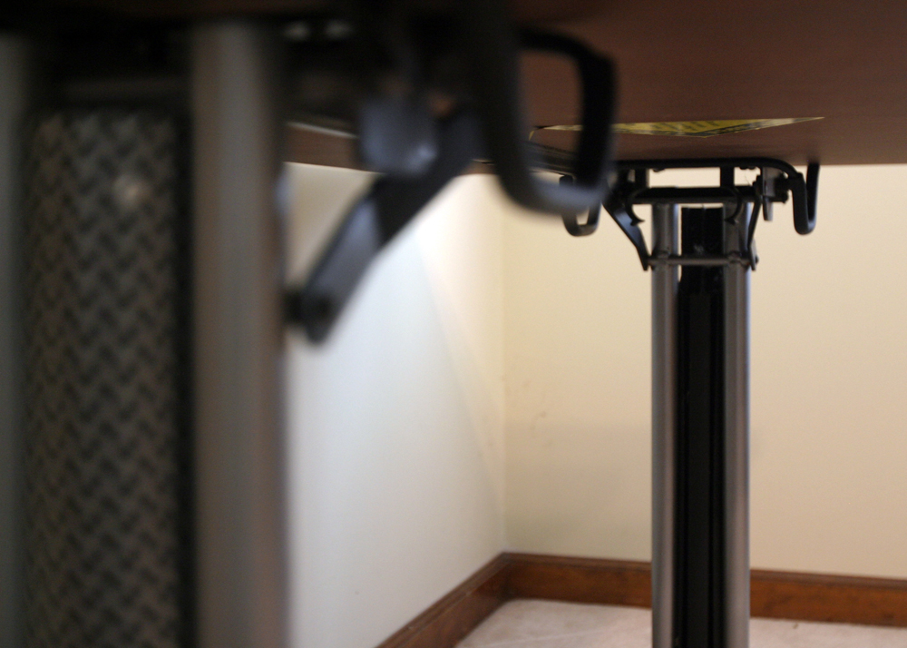 Vela Conference Table