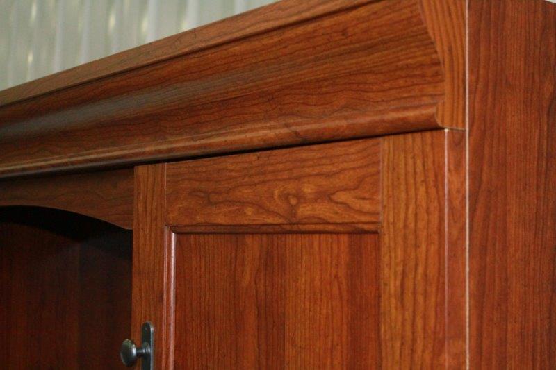 Contemporary Computer Desk