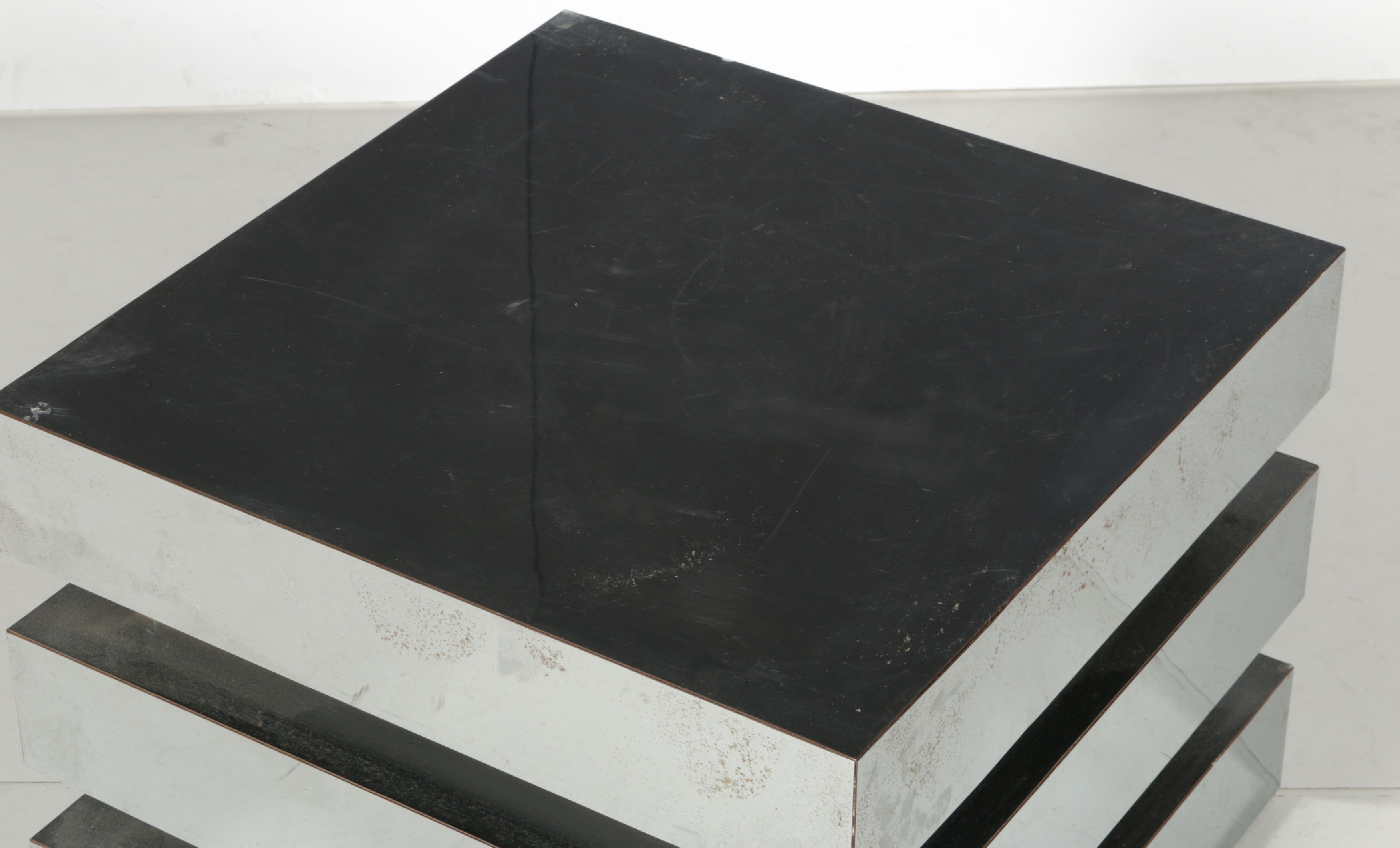 Vintage Contemporary Mirrored End Table