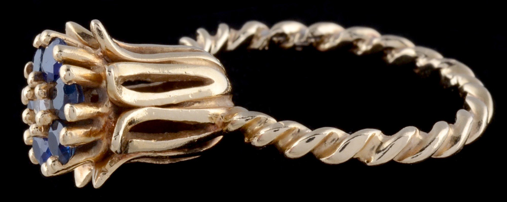 14K Yellow Gold Diamond and Sapphire Floral Ring