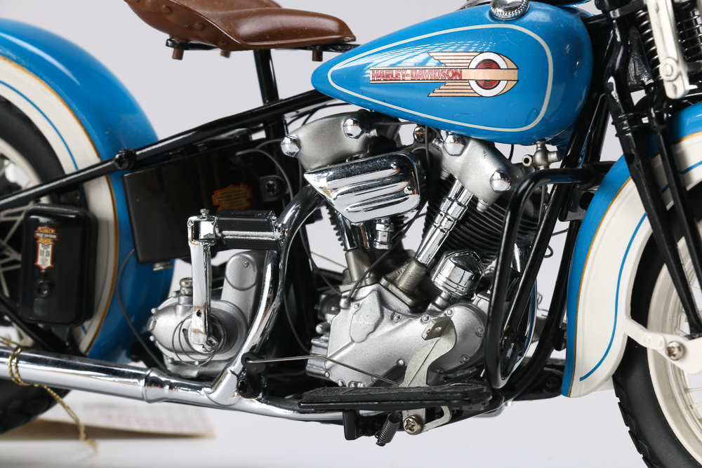 Franklin Mint 1936 Harley Davidson El Knucklehead Road Rally Edition Die-Cast Scale Model