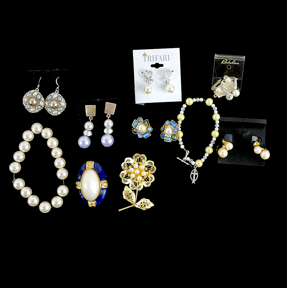 Assorted Jewelry