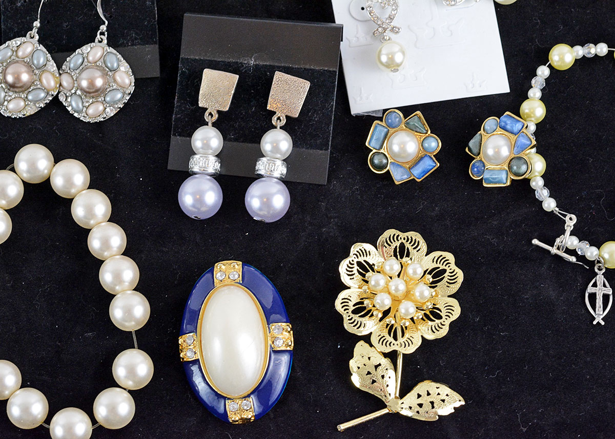 Assorted Jewelry