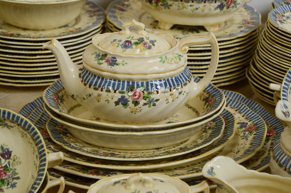 Large Collection of Royal Doulton China "The Vernon"