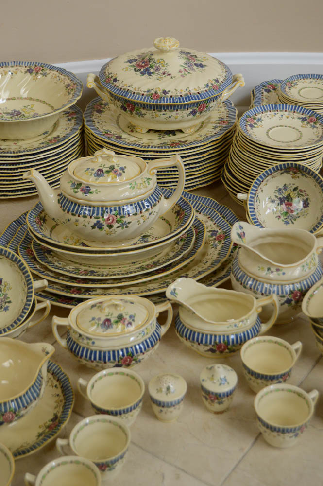 Large Collection of Royal Doulton China "The Vernon"