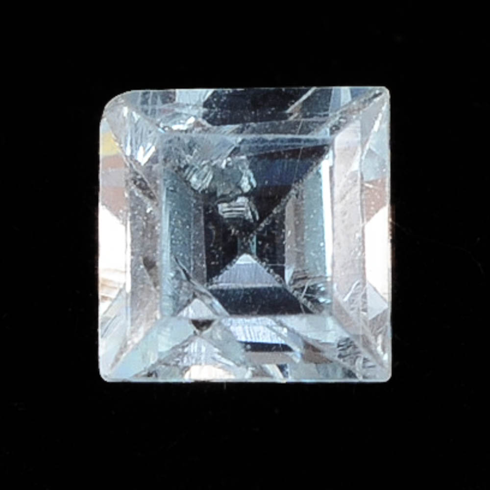 Loose 0.71 Carat Square Cut Blue Topaz Gemstone