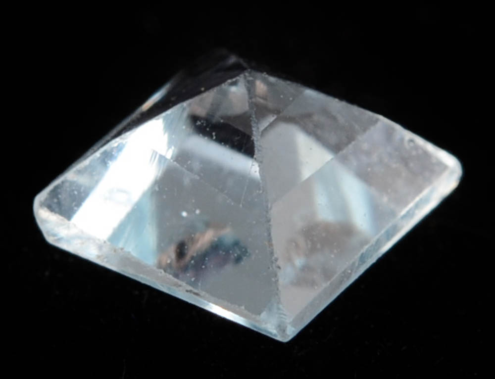 Loose 0.71 Carat Square Cut Blue Topaz Gemstone