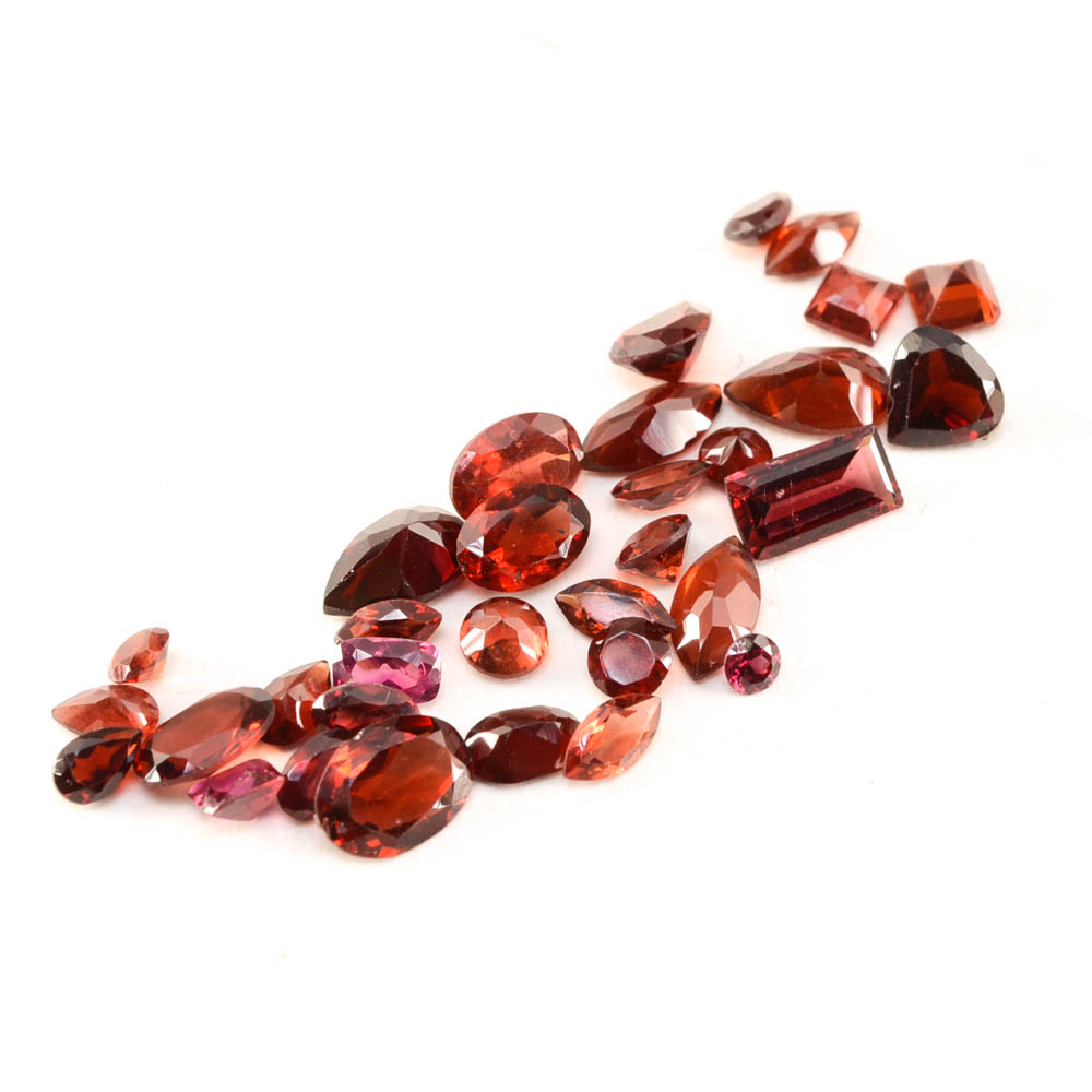 Group of Loose 16.68 CTW Garnet Gemstones
