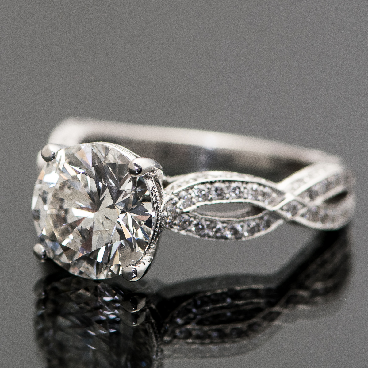 Tacori 18k White Gold and 2.56 CTW Diamond Ring