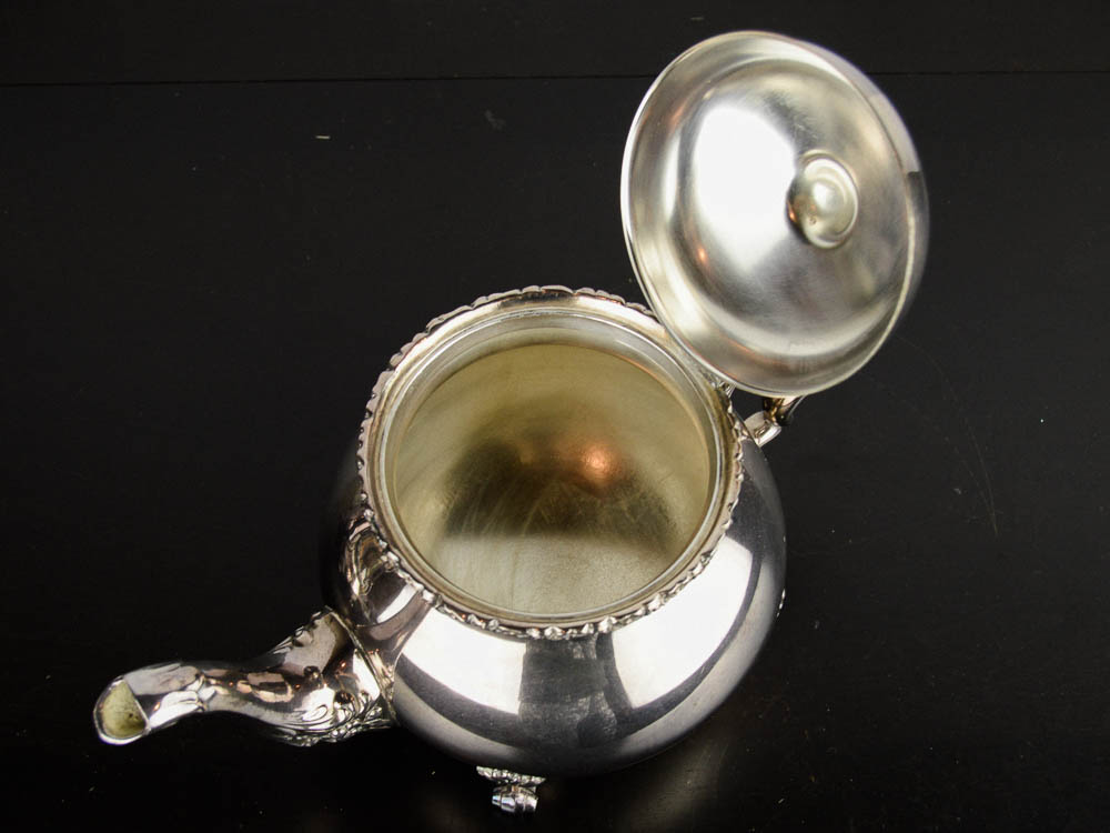 Wilcox International Silver Co. Silver Plate Tea and Coffee Set