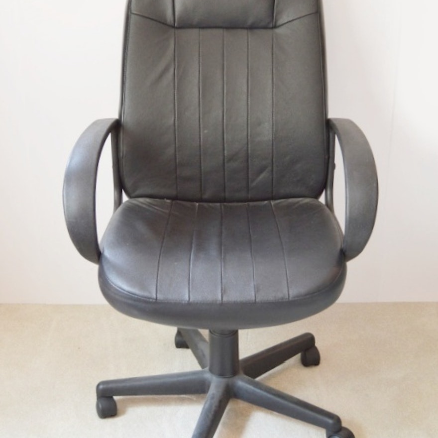 Black Vinyl Office Desk Chair