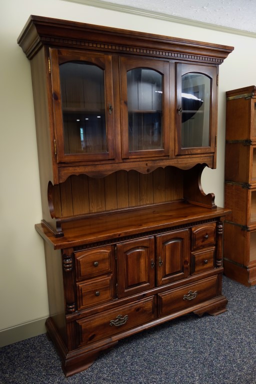 Traditional China Cabinet Sideboard