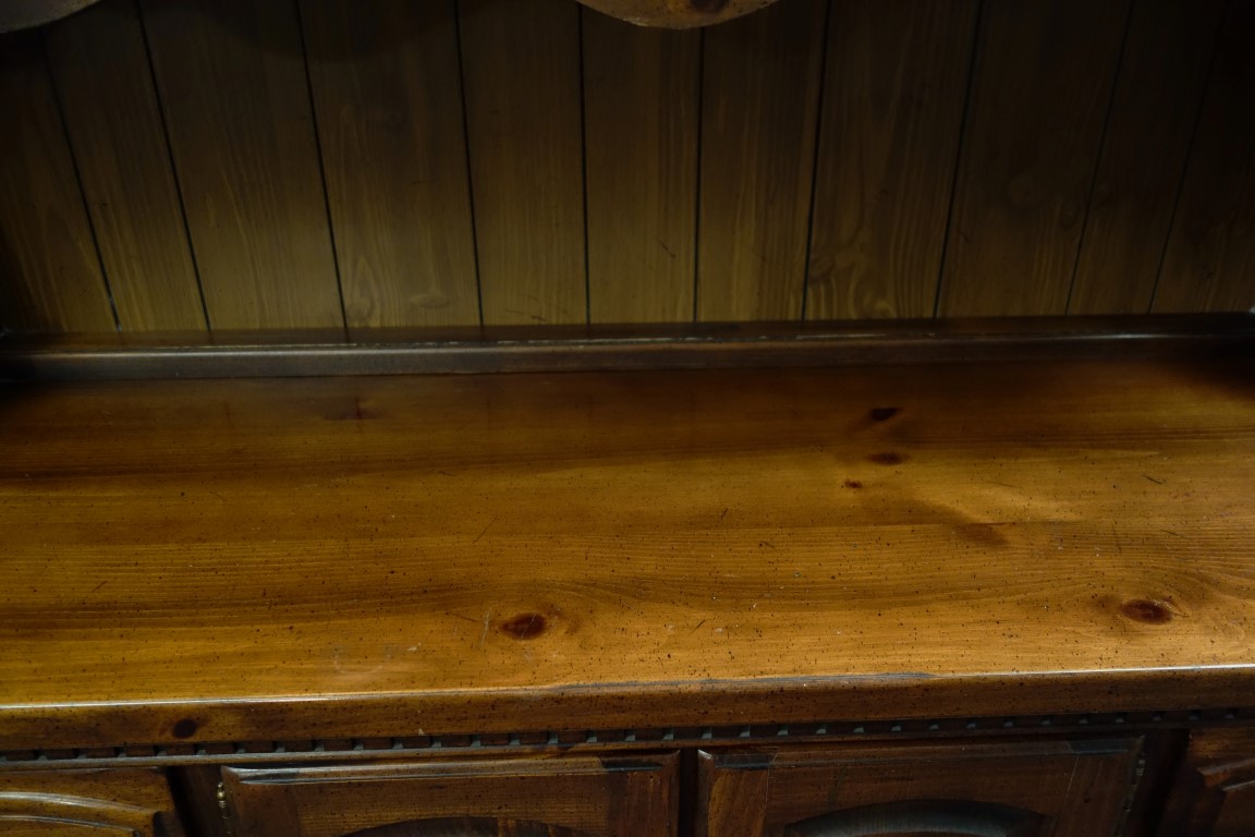 Traditional China Cabinet Sideboard