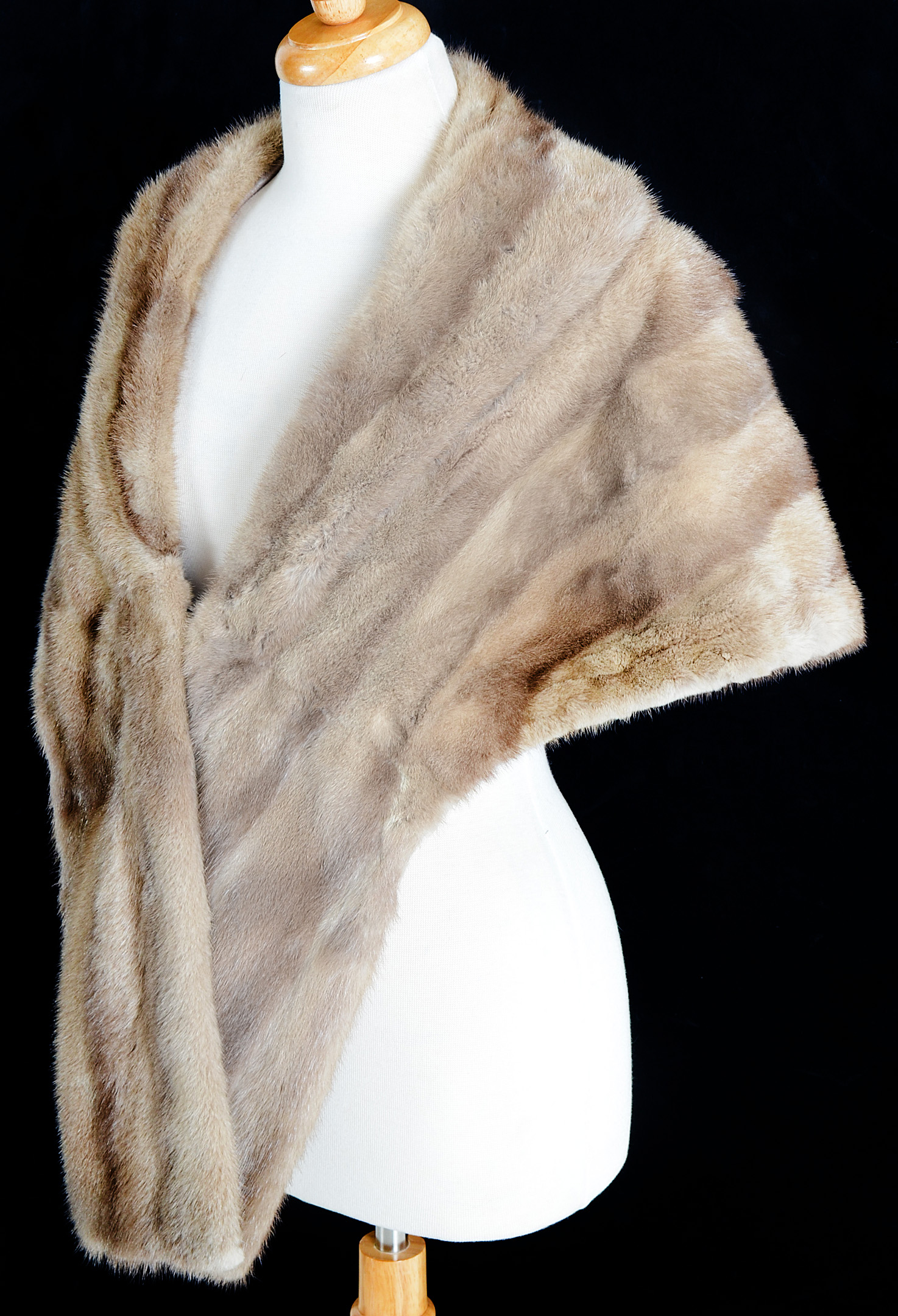 Vintage Fettner Furs Silver Mink Stole