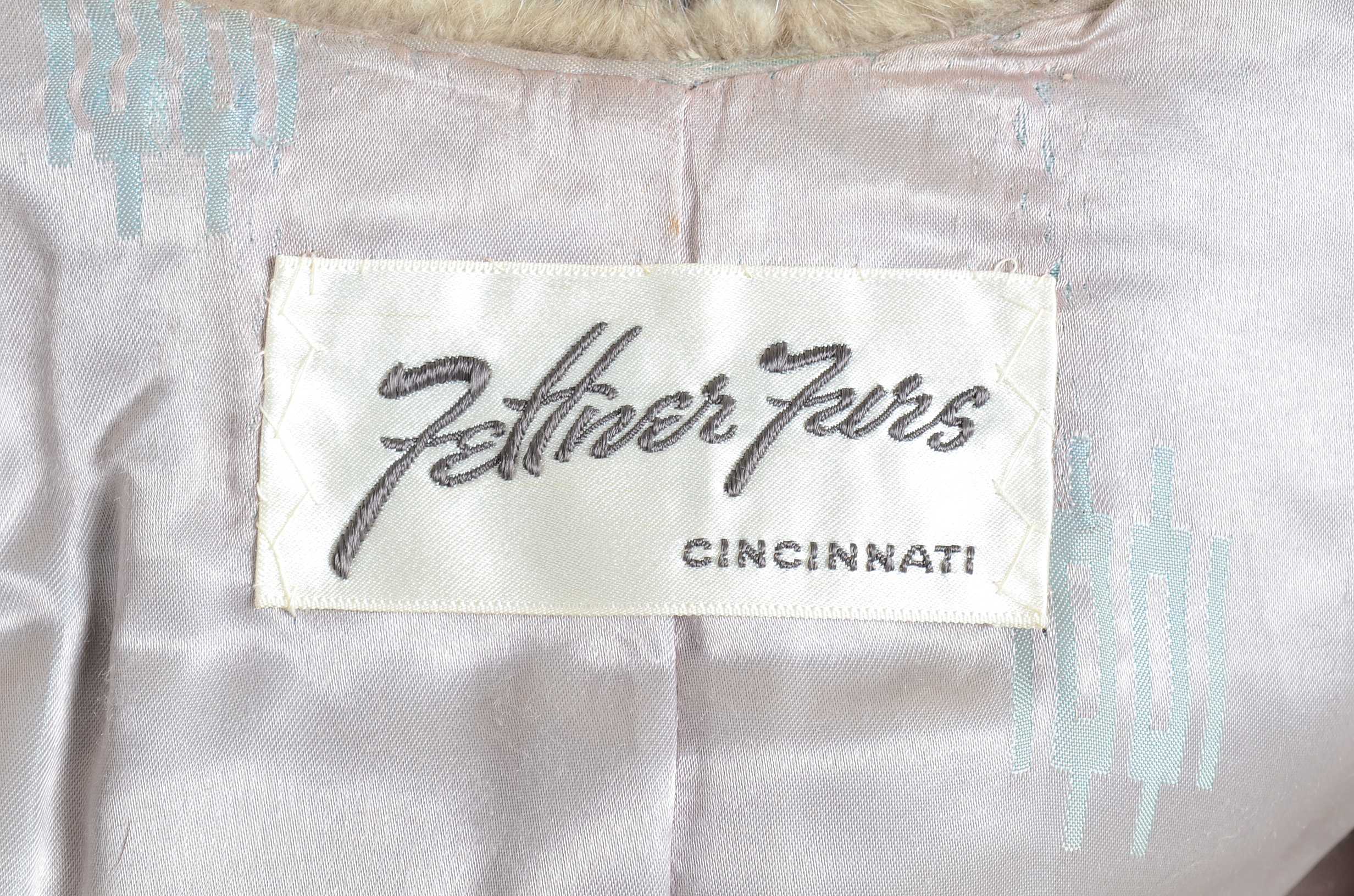 Vintage Fettner Furs Silver Mink Stole