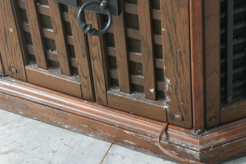 Magnavox End Table with Electronics and Speaker