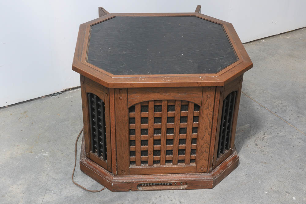 Magnavox End Table with Electronics and Speaker